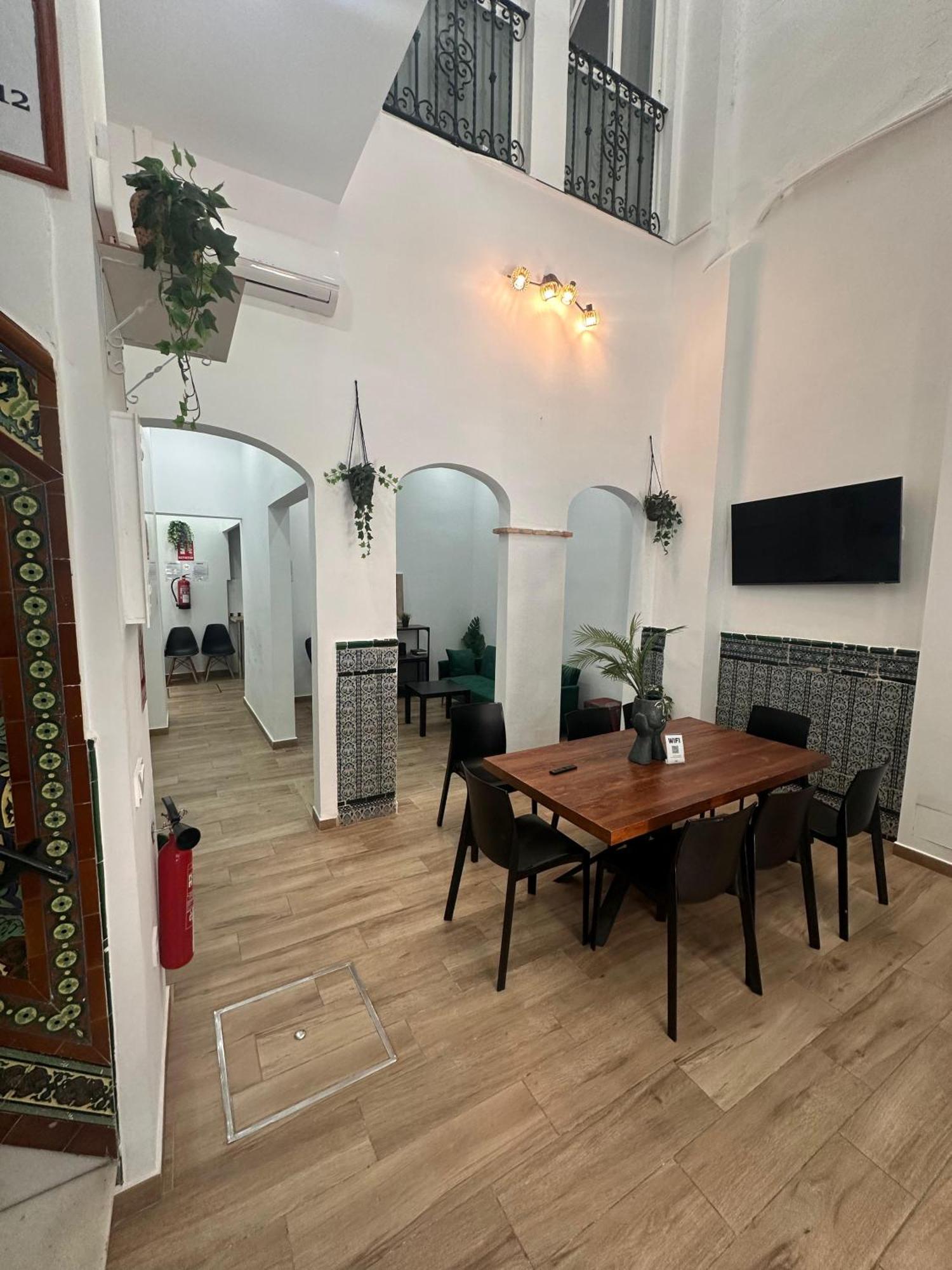 Triana Riverside Seville Exterior photo